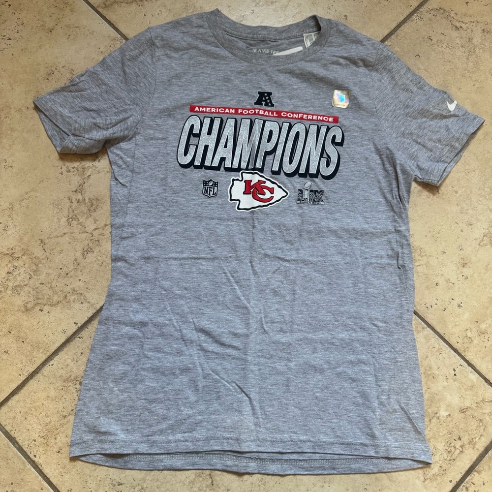 Nike Gray Kansas City Chiefs Football Graphic Tee